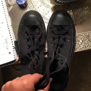 Black high top converse